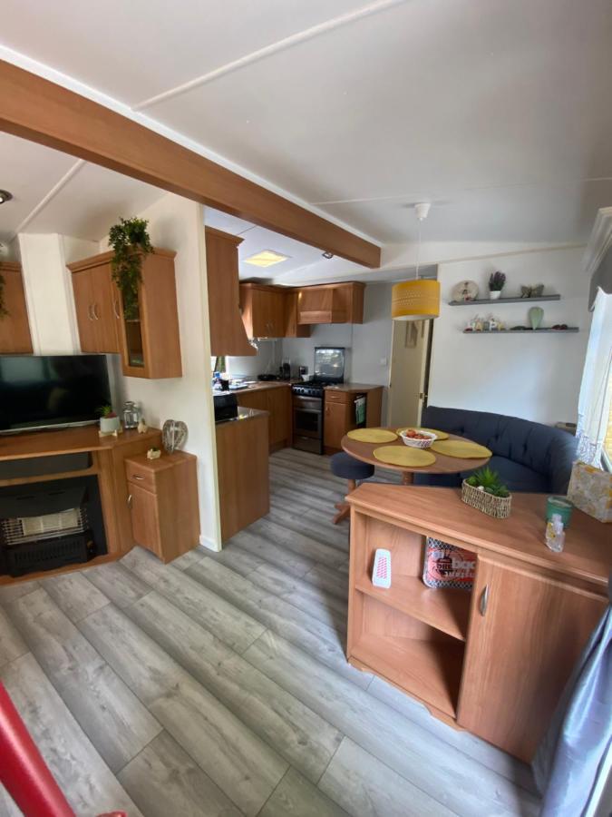 Unique Caravan With Outdoor Space Ballantrae Eksteriør bilde