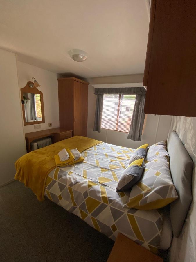 Unique Caravan With Outdoor Space Ballantrae Eksteriør bilde