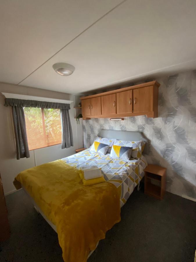 Unique Caravan With Outdoor Space Ballantrae Eksteriør bilde