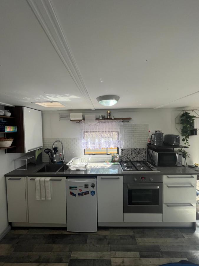 Unique Caravan With Outdoor Space Ballantrae Eksteriør bilde